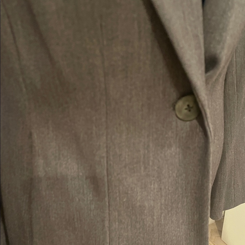 Gray Blazer Rafaela size 4 like new fitted professional - Picture 3 of 3